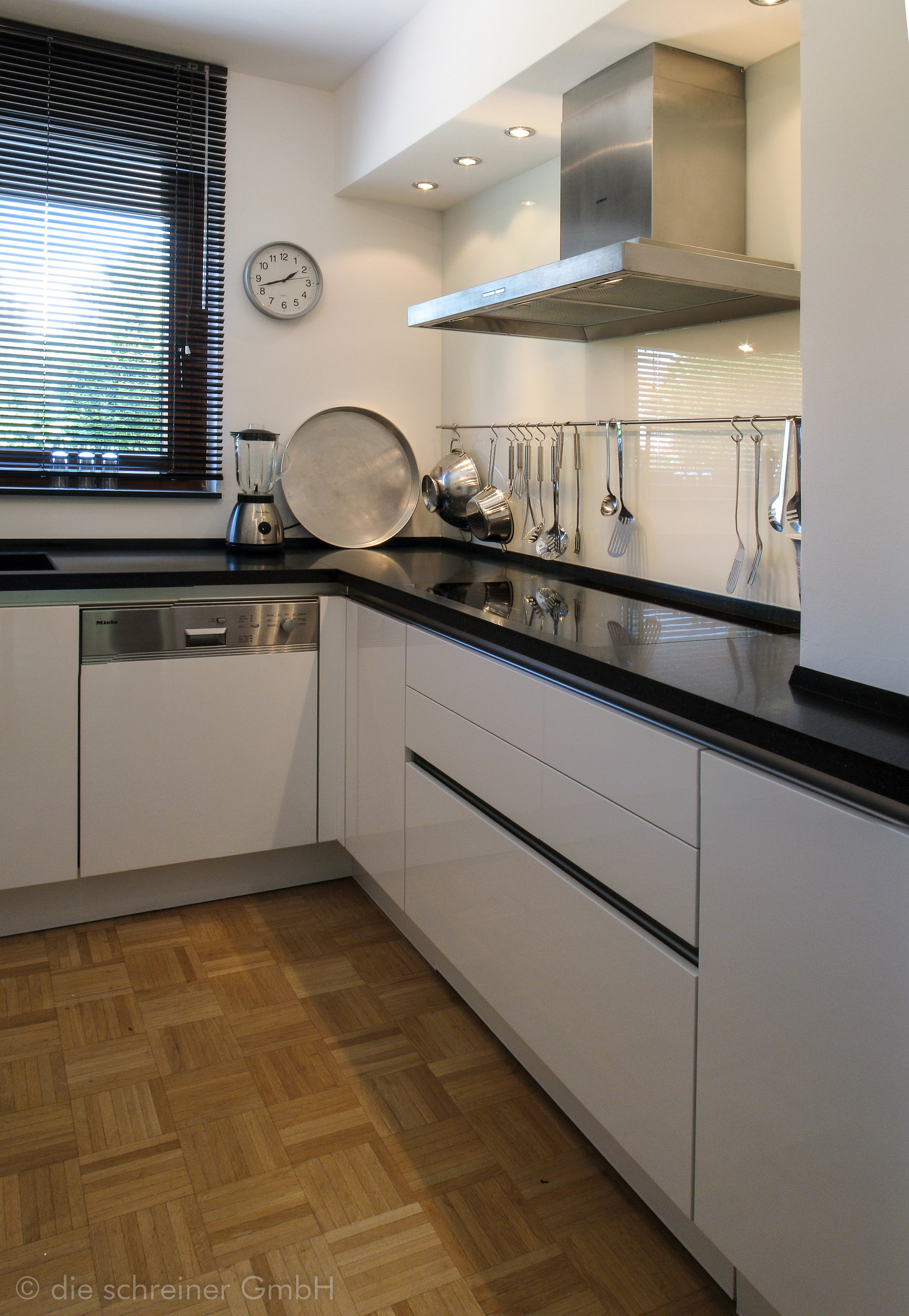 Küche Hochglanz weiß